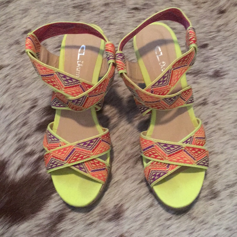 CL by Laundry tribal sandals